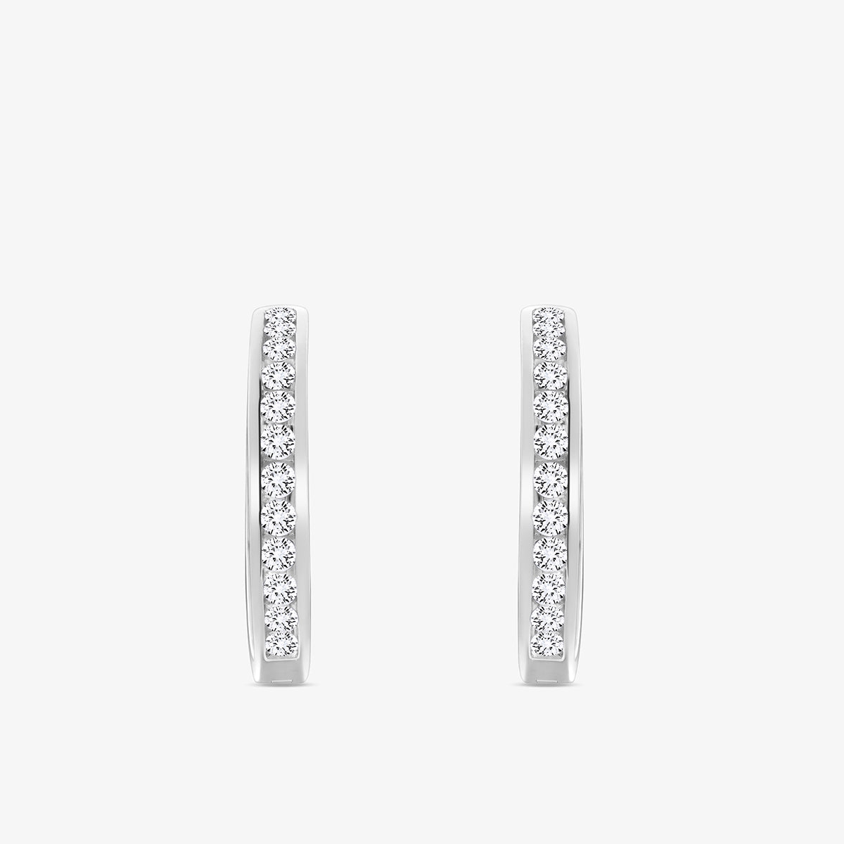 TIMELESS<span> Spark Diamond Huggie </span>EARRINGS