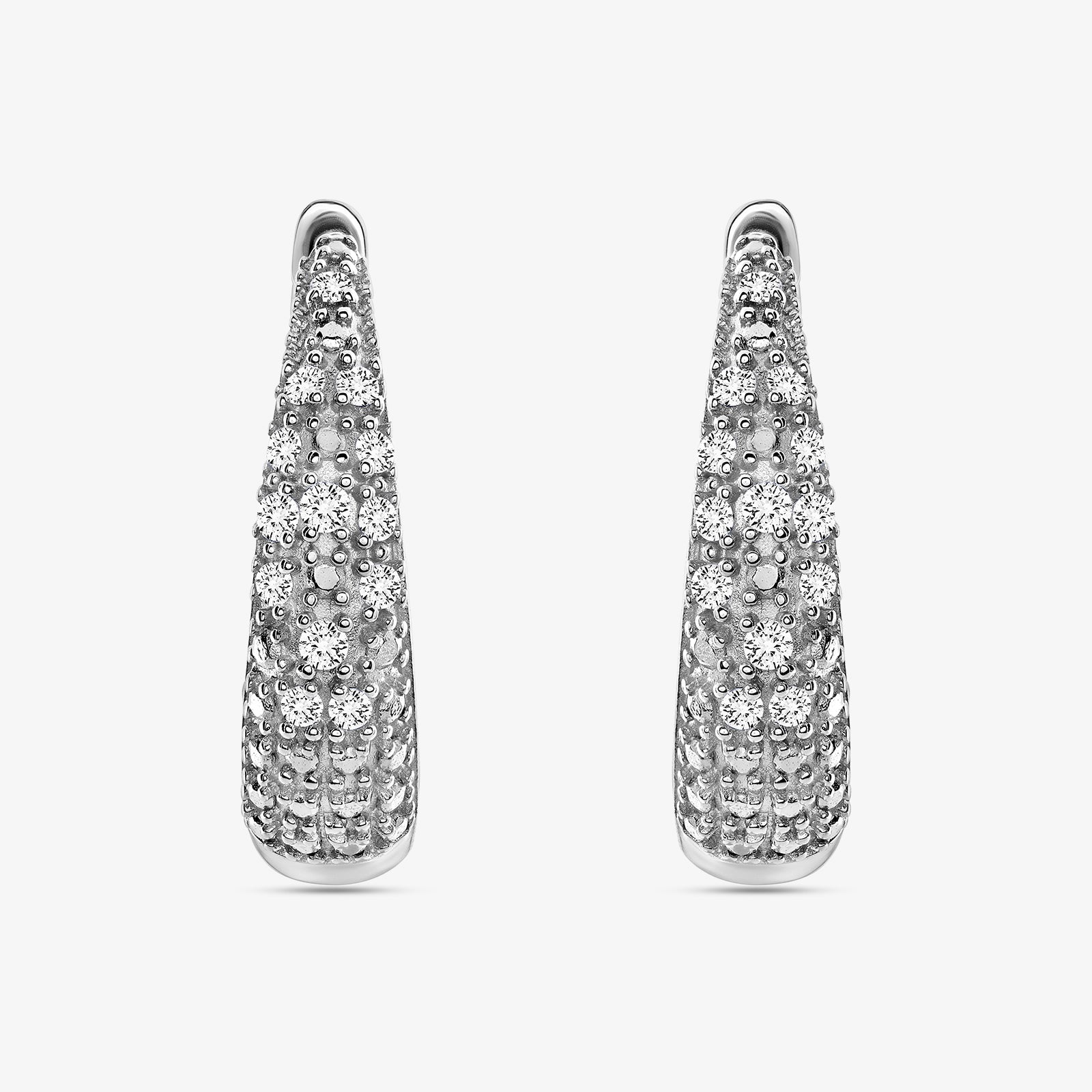 CLASSIC <span>Round Hoop</span> EARRINGS