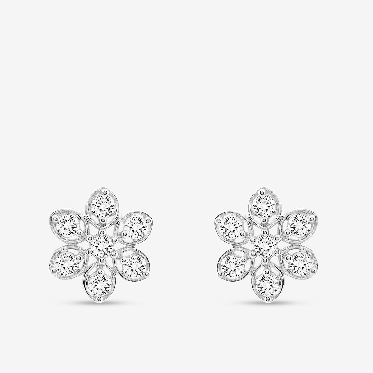 PETAL<span> Bloom Diamond Stud </span>EARRINGS