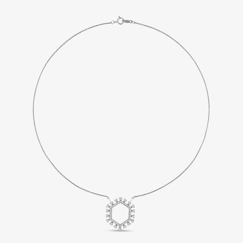 Collar Geometric Halo con cadena fina y colgante hexagonal con micro-piedras