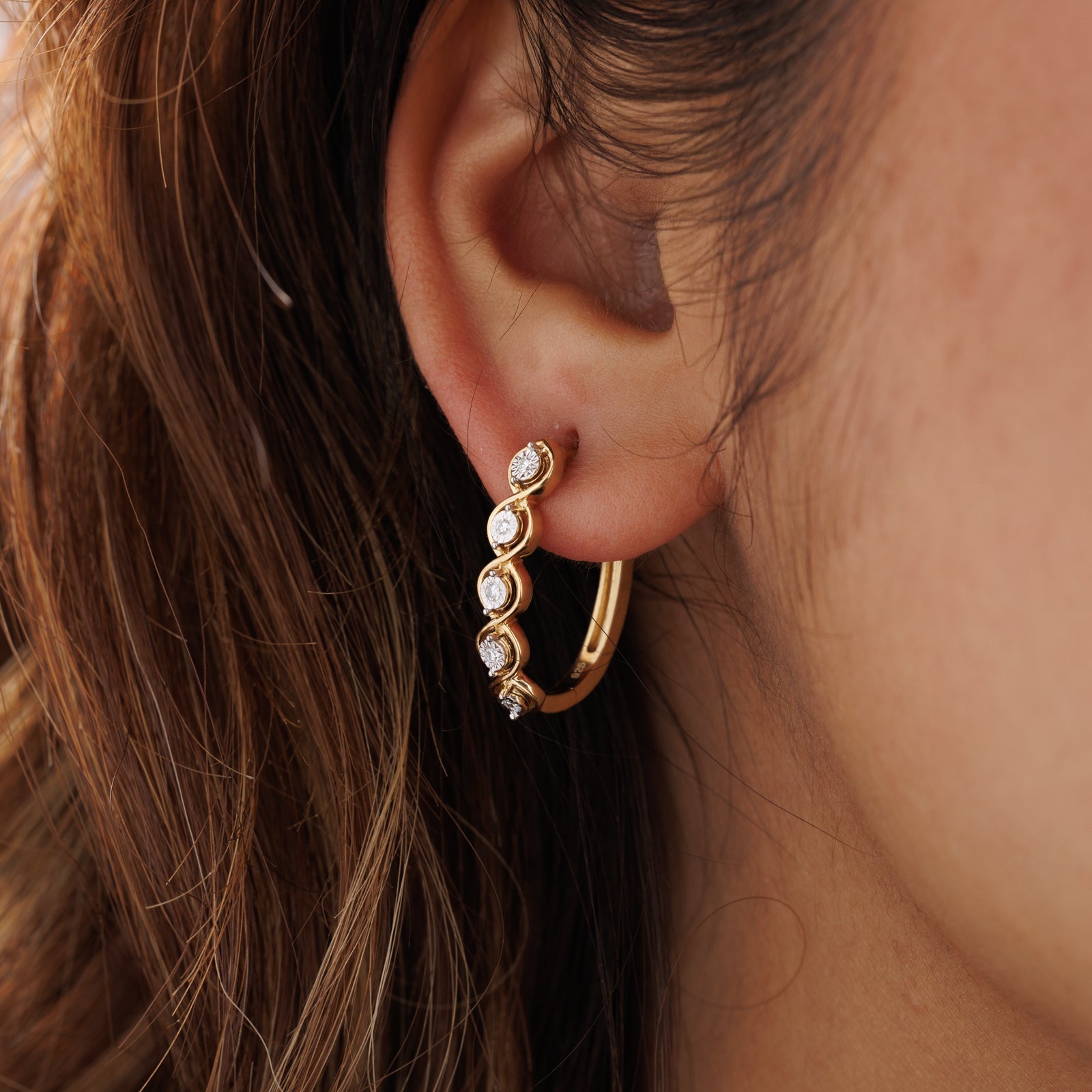 HELIX <span>Glow Diamond Hoop</span> EARRINGS