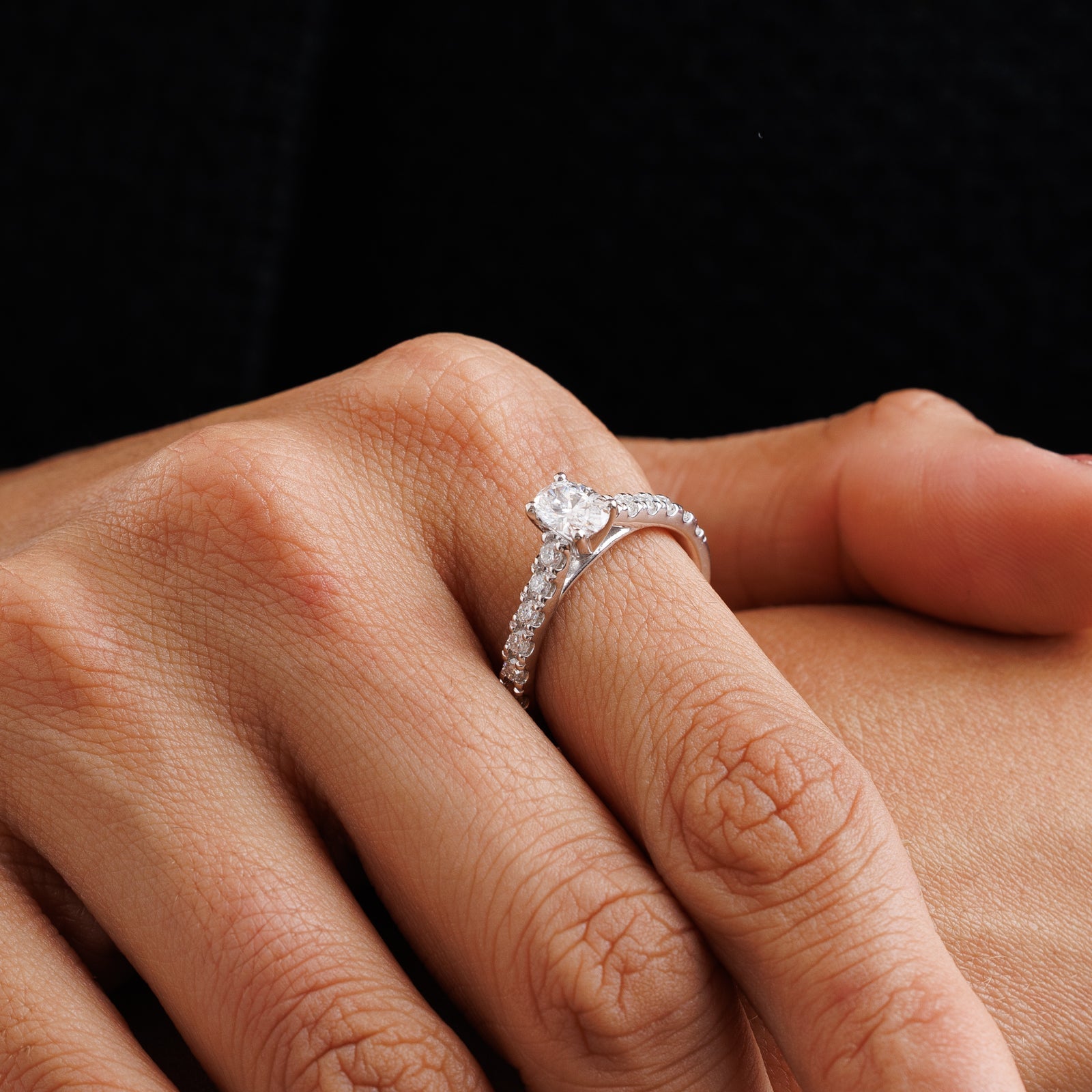 TRUE <span>Radiance Classic Solitaire</span> RING