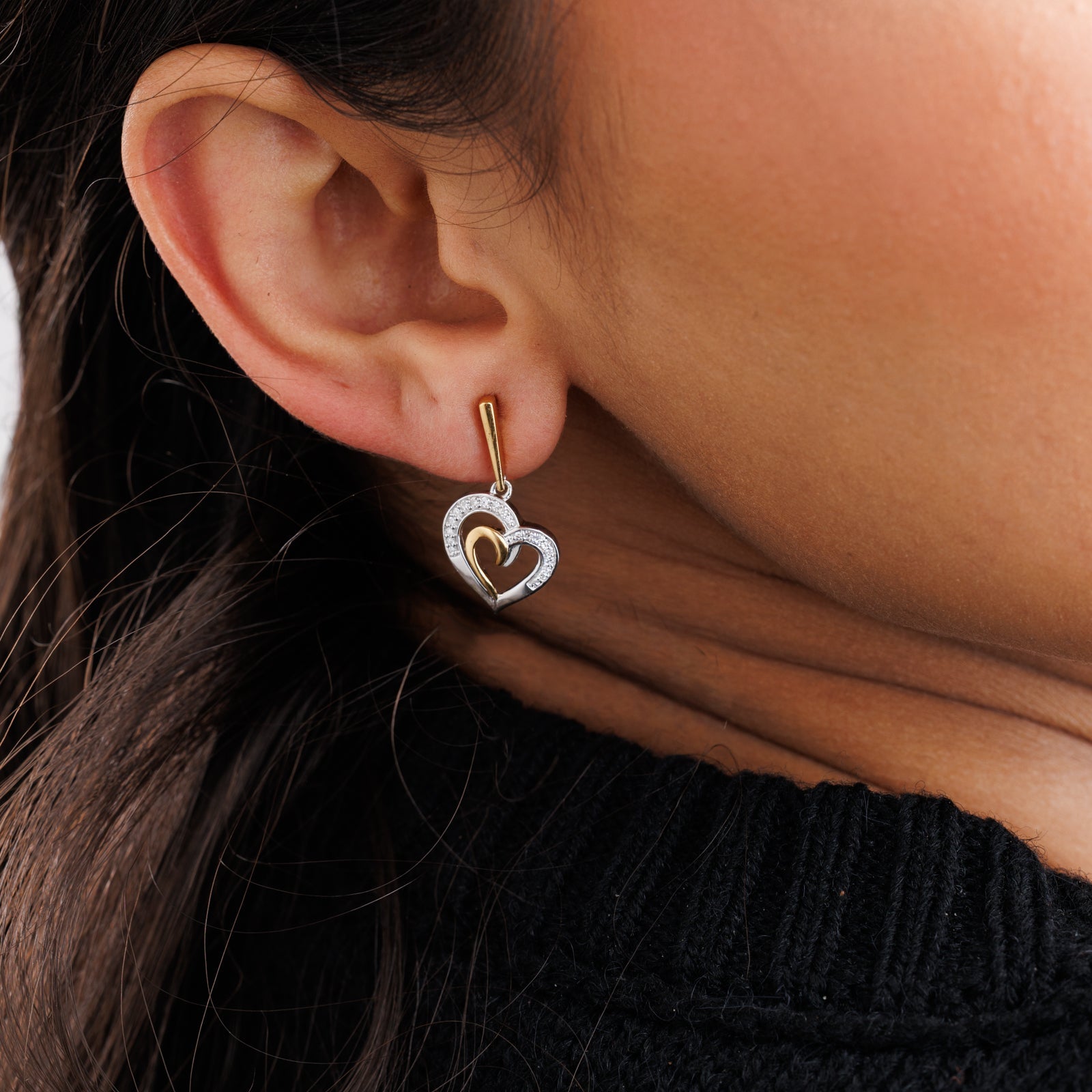 LINKED <span>In Love Heart</span> EARRINGS