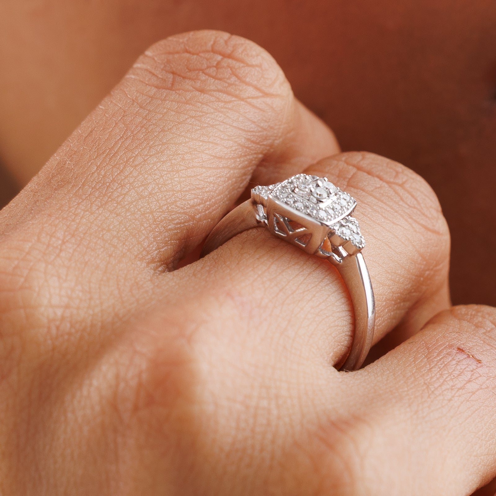 CUSHION <span>Cluster Diamond</span> RING