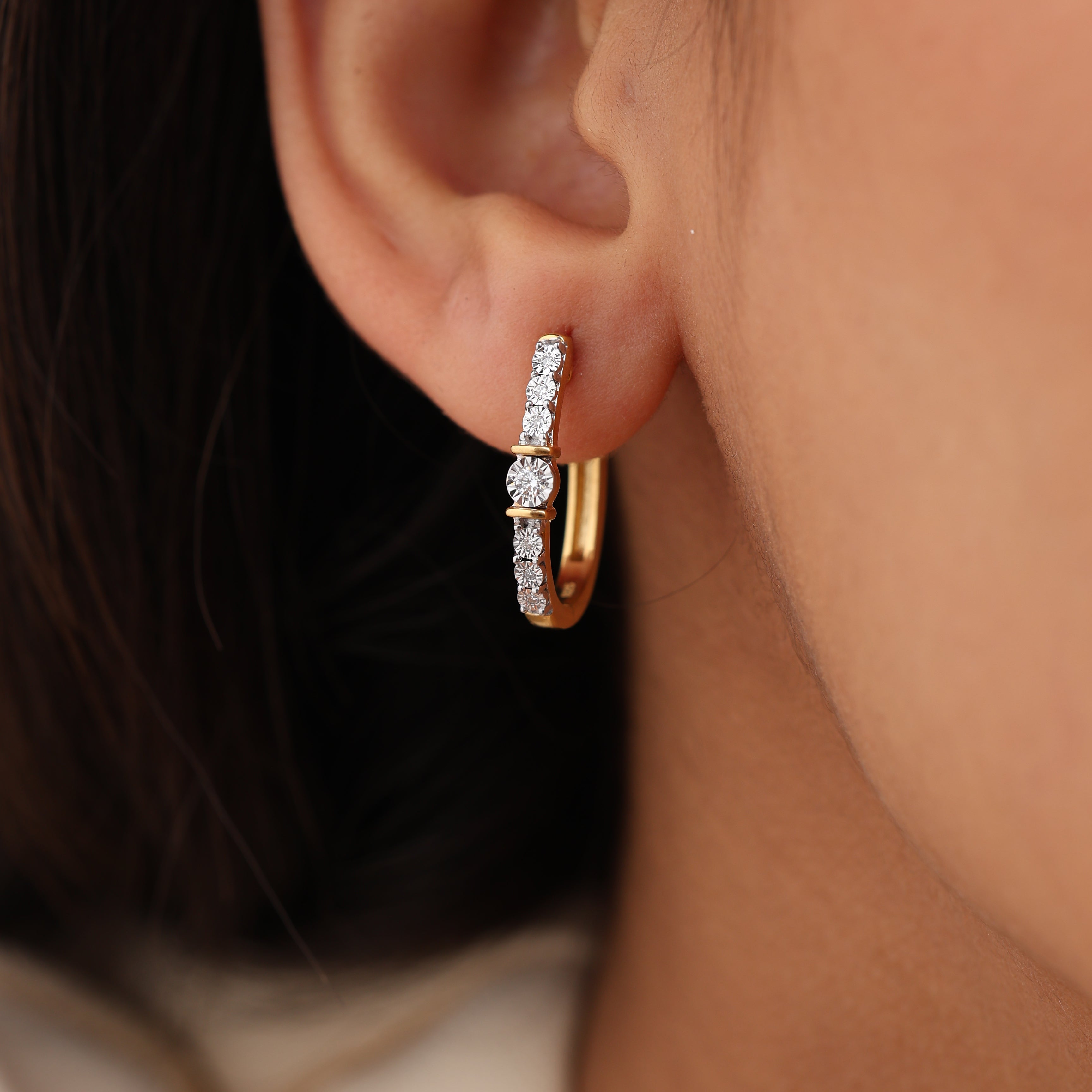 EVERYDAY <span>Glow Diamond Hoop</span> EARRINGS