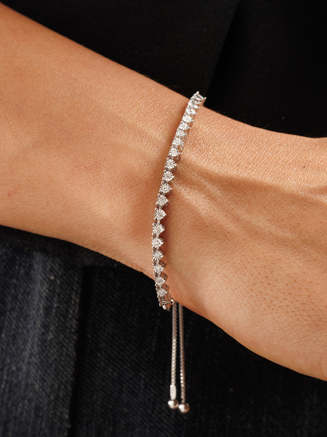 Cascaded Line Bolo Bracelet