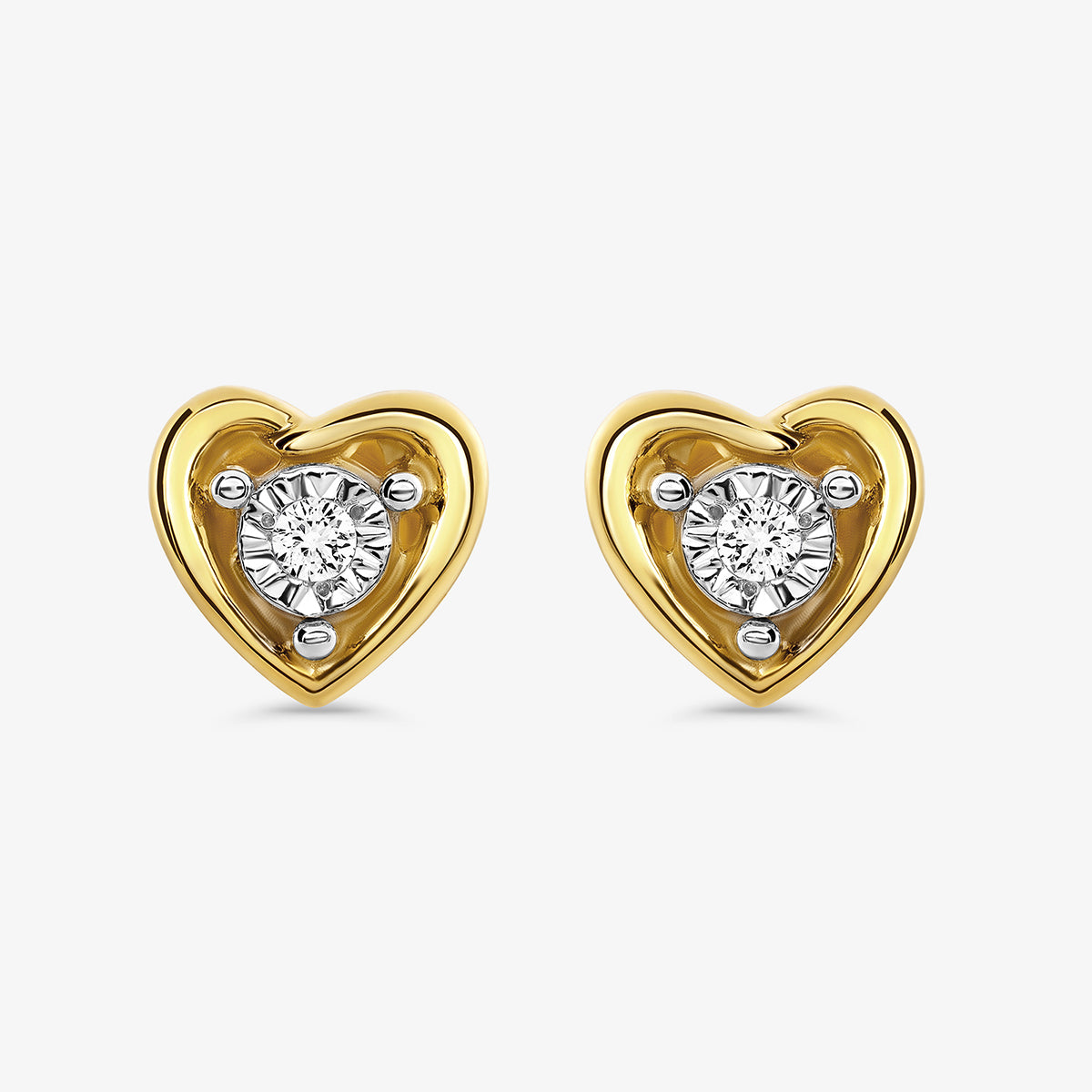 Keemti Jewels' Classic Heart-Shaped Diamond Earrings: gold studs with round diamond centers and butterfly backs.
