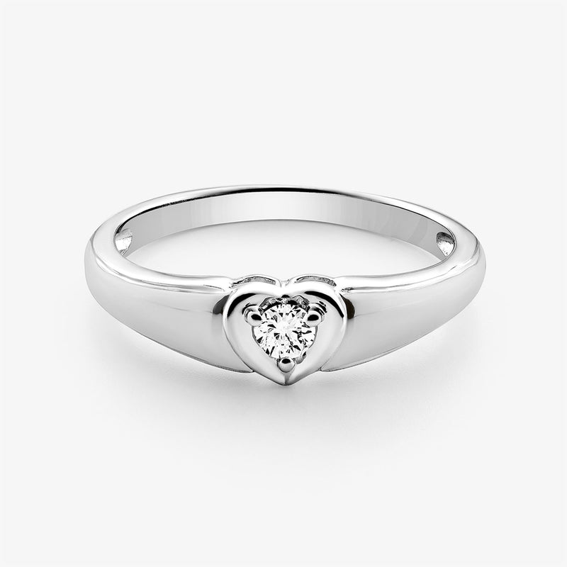 Ring „Pure Heart“ mit Herz-Cluster und funkelndem Stein, silber/vergoldet