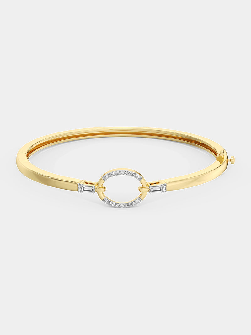 Gold-plated oval bracelet with pavé center oval and small round crystal details