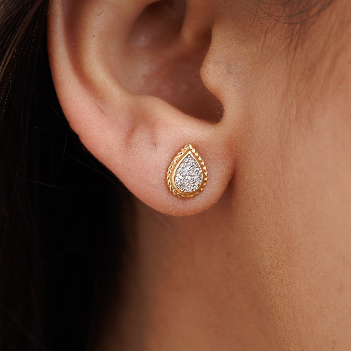 Golden Shine Aura Teardrop Earrings