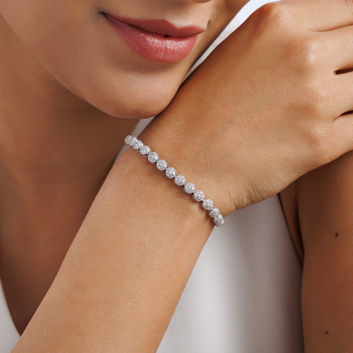 ROUND <span>Link</span> BRACELET