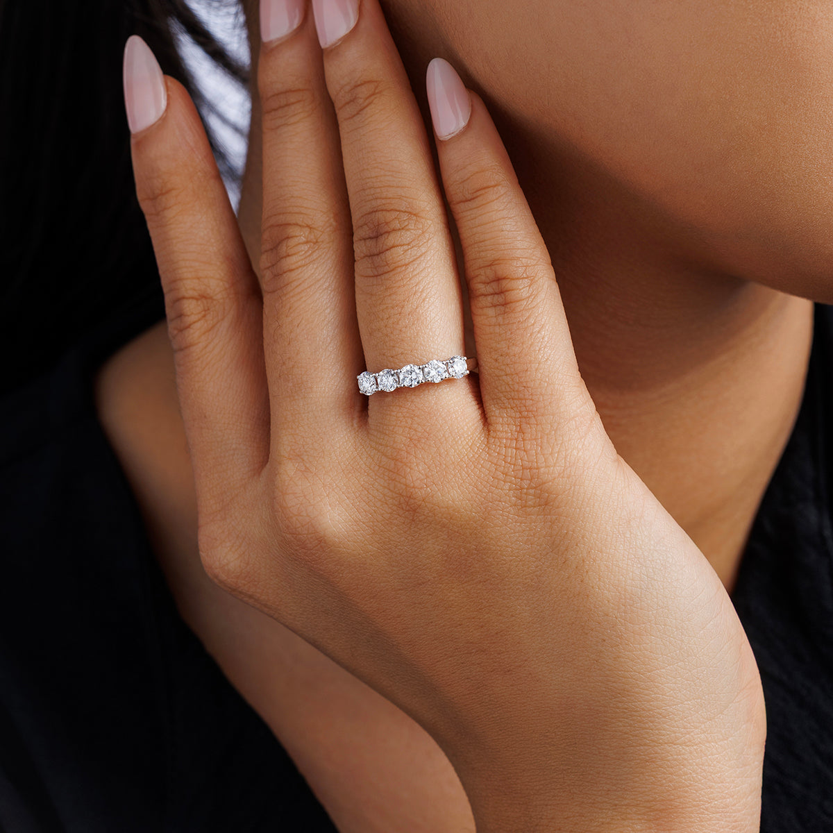 CROWN<span> Solitaire </span>RING