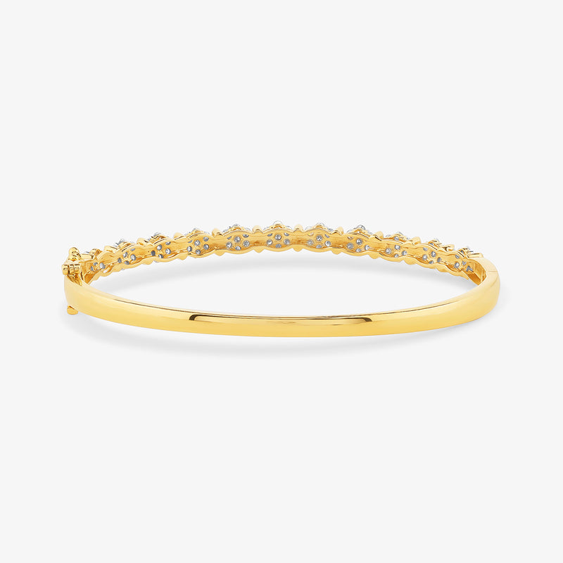 The Keemti Jewels Blossom Spark Diamond Bracelet shines with delicate stones, adding elegance to any look.