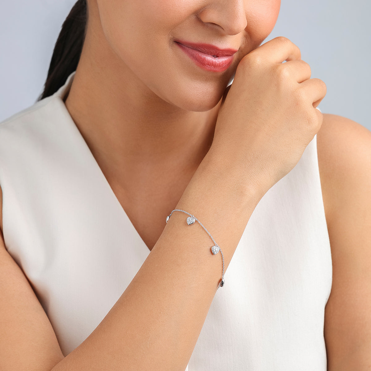 HEART <span>Whisper Charm Diamond </span>BRACELET