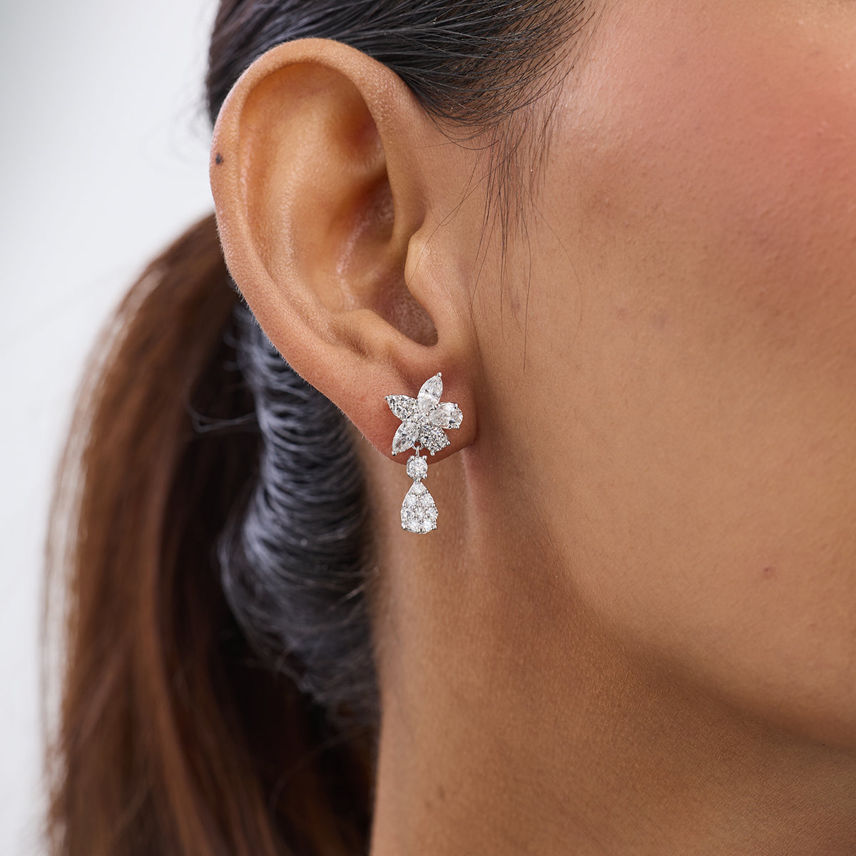 LUSTRE<span> Blossom Diamond Drop </span>EARRINGS
