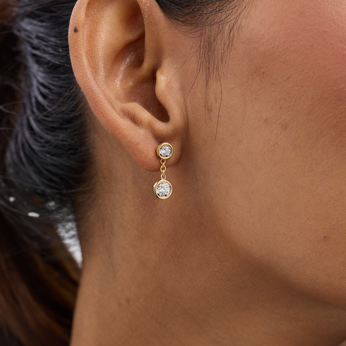 GLOW <span>Trail Diamond Dangler </span>EARRINGS
