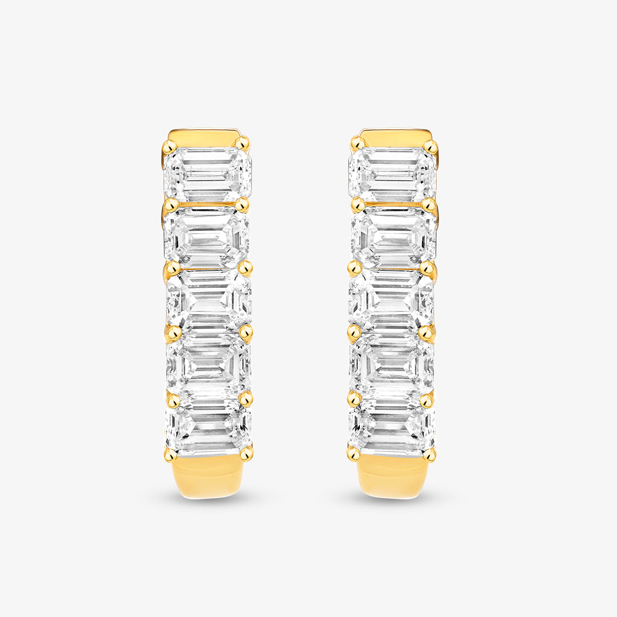 RADIANT <span>Grid Huggie Diamond </span>EARRINGS