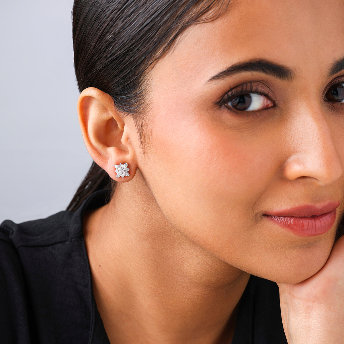 FOREVER<span> Bloom Diamond Stud </span>EARRINGS