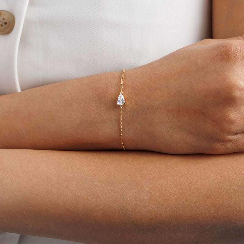 Pear Solitaire Shine Bracelet