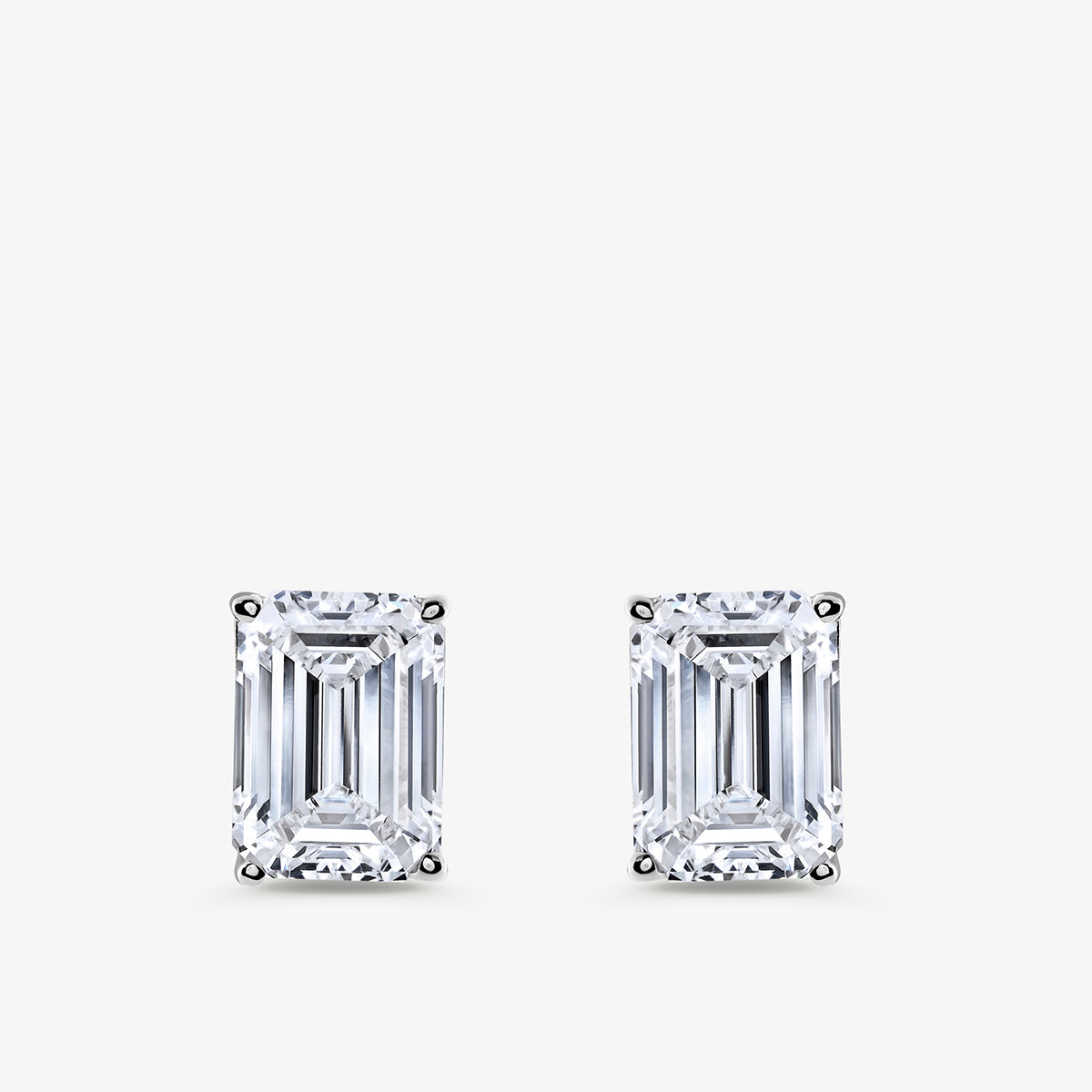 EMERALD <span>Luxe Solitaire Stud</span> EARRINGS
