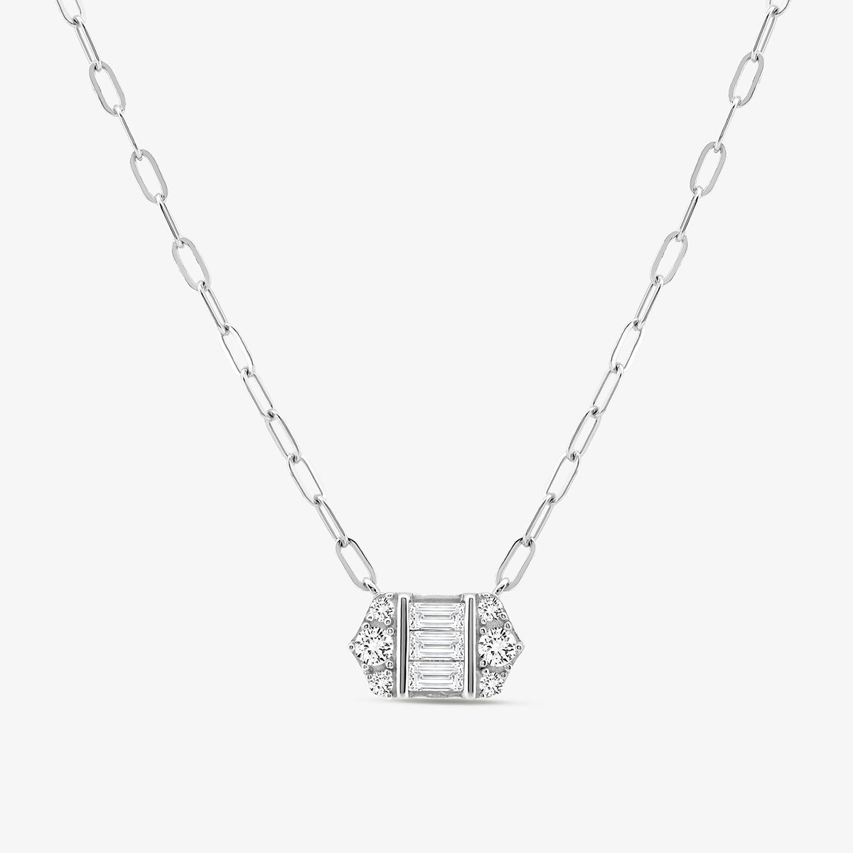 CLASSIC<span> Barrel Baguette Diamond </span>NECKLET