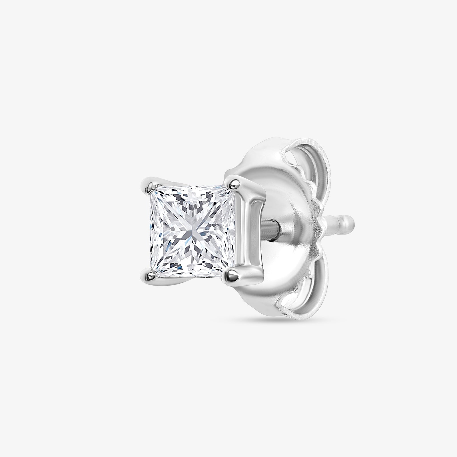 CLASSIC <span>Square Diamond Stud</span> EARRINGS