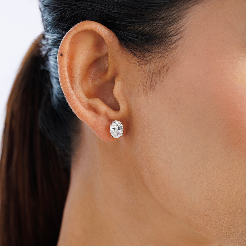 Oval Minimal Solitaire Stud Earrings