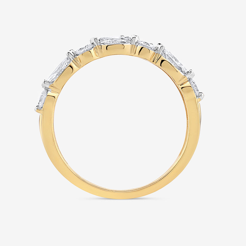 Keemti Jewels’ OVAL Grace RING features five clear rectangular gemstones set in a modern, classic row.