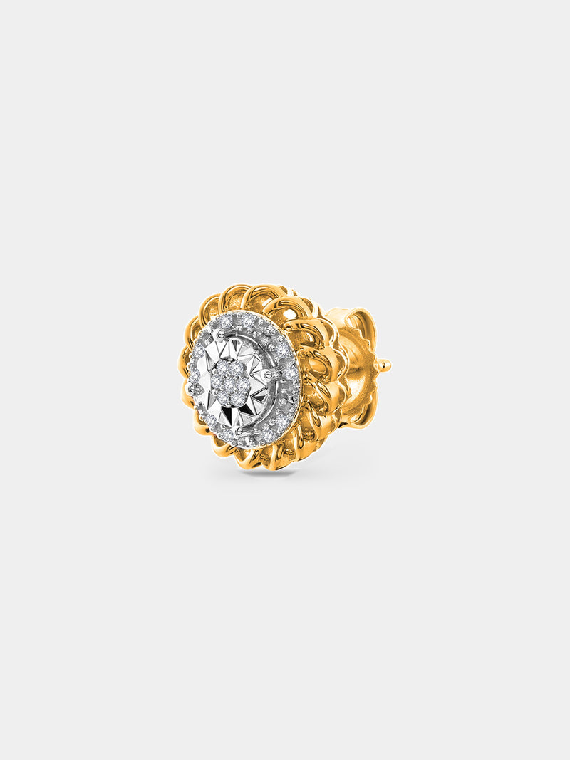 Keemti Jewels' Aurora Cluster Stud Earrings feature a diamond center with an elegant, intricate floral halo design.
