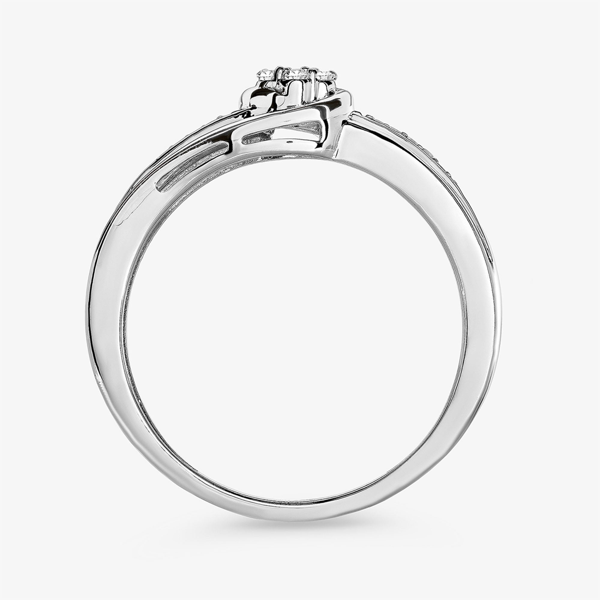 Keemti Jewels' Loop Of Light Diamond Ring features a silver knot and a raised diamond cluster, symbolizing unity.