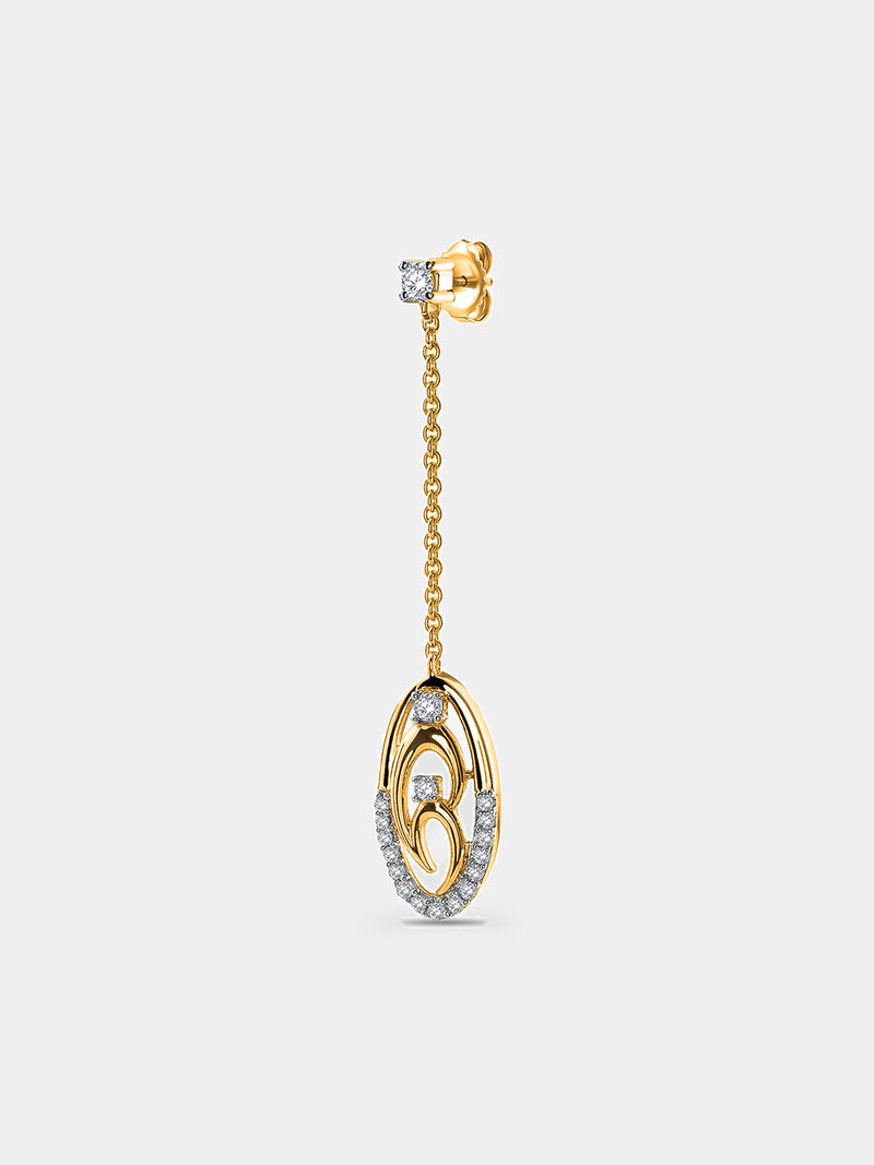 Keemti Jewels Two-Tone Chain Drop Earrings: Minimalist gold drops with diamond stud and patterned oval pendant.