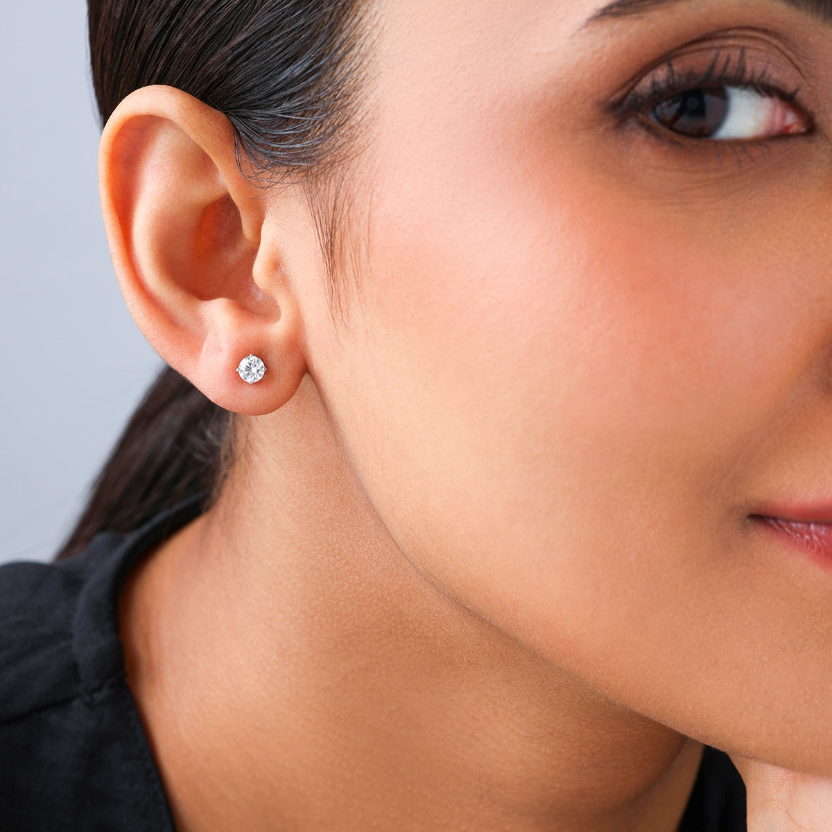 INFINITY <span>Solitaire Stud </span>EARRINGS