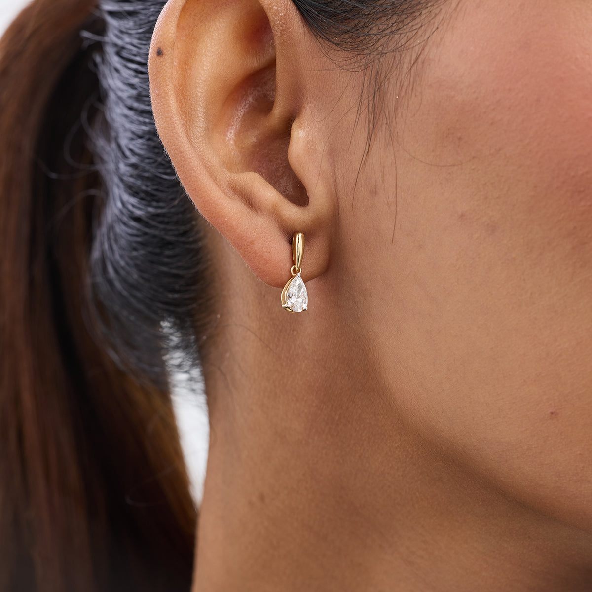 AURORA<span> Pear Diamond Drop </span>EARRINGS