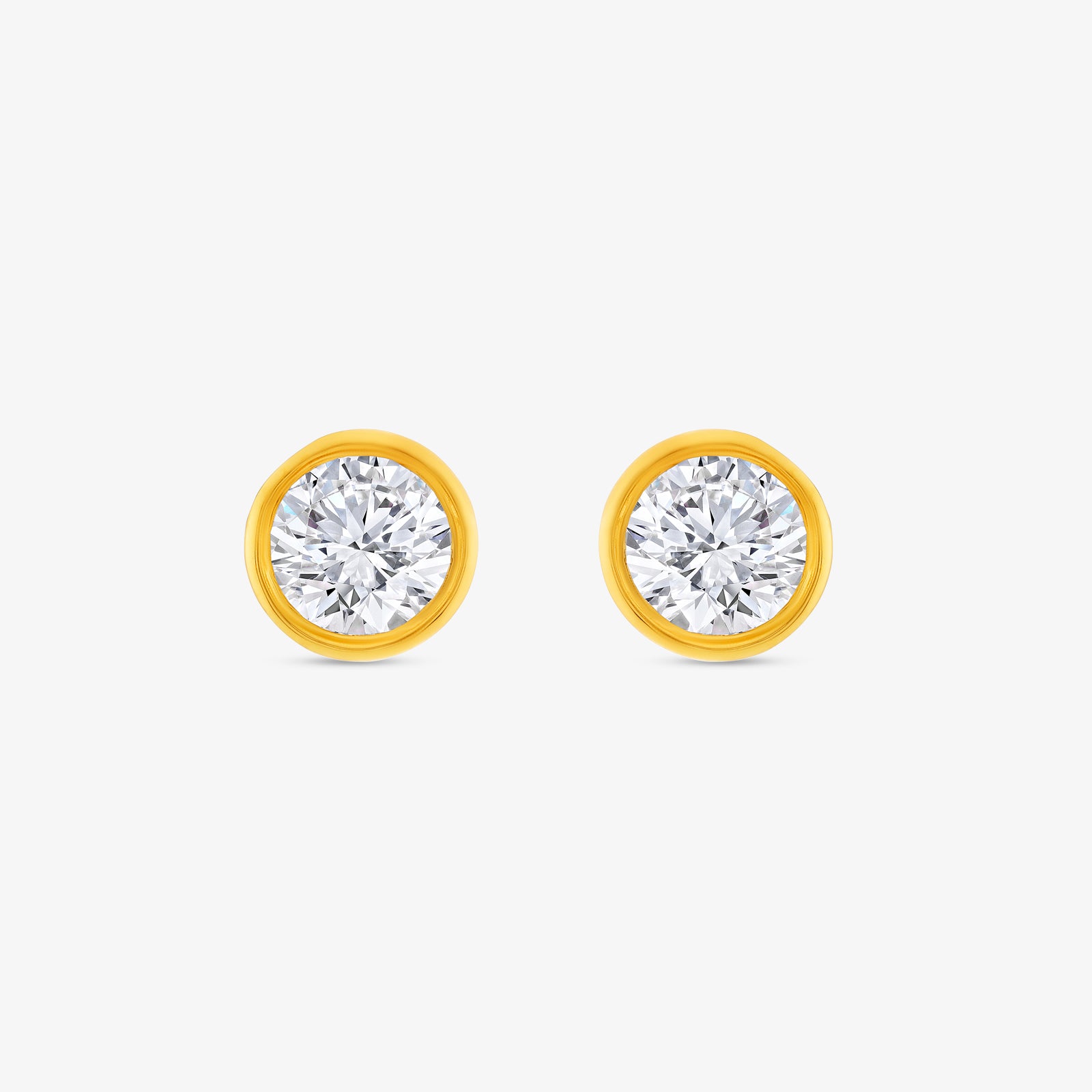 Classic Round Diamond Stud Earrings