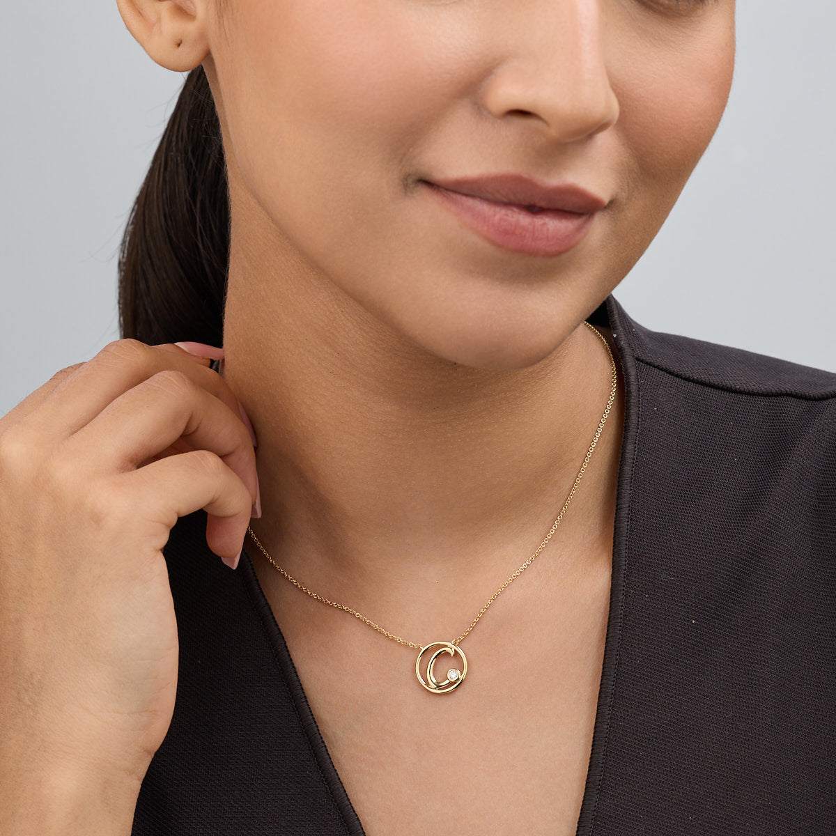 C Initial Circle Diamond Necklet