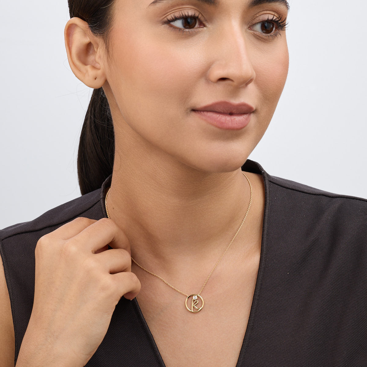 K Initial Circle Diamond Necklet