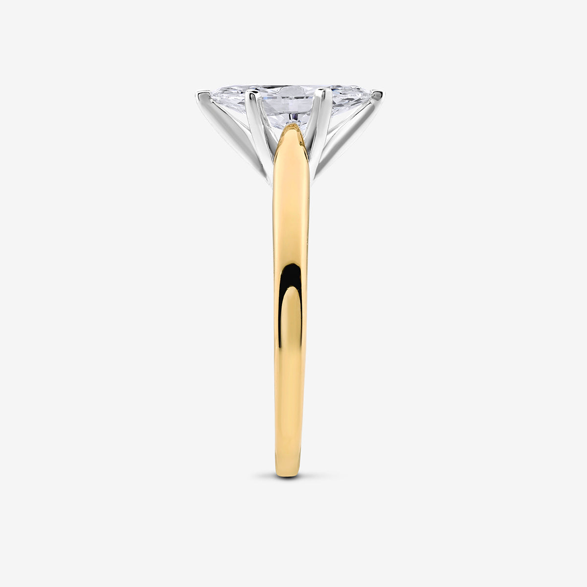 CLASSIC<span> Marquise Solitaire </span>RING
