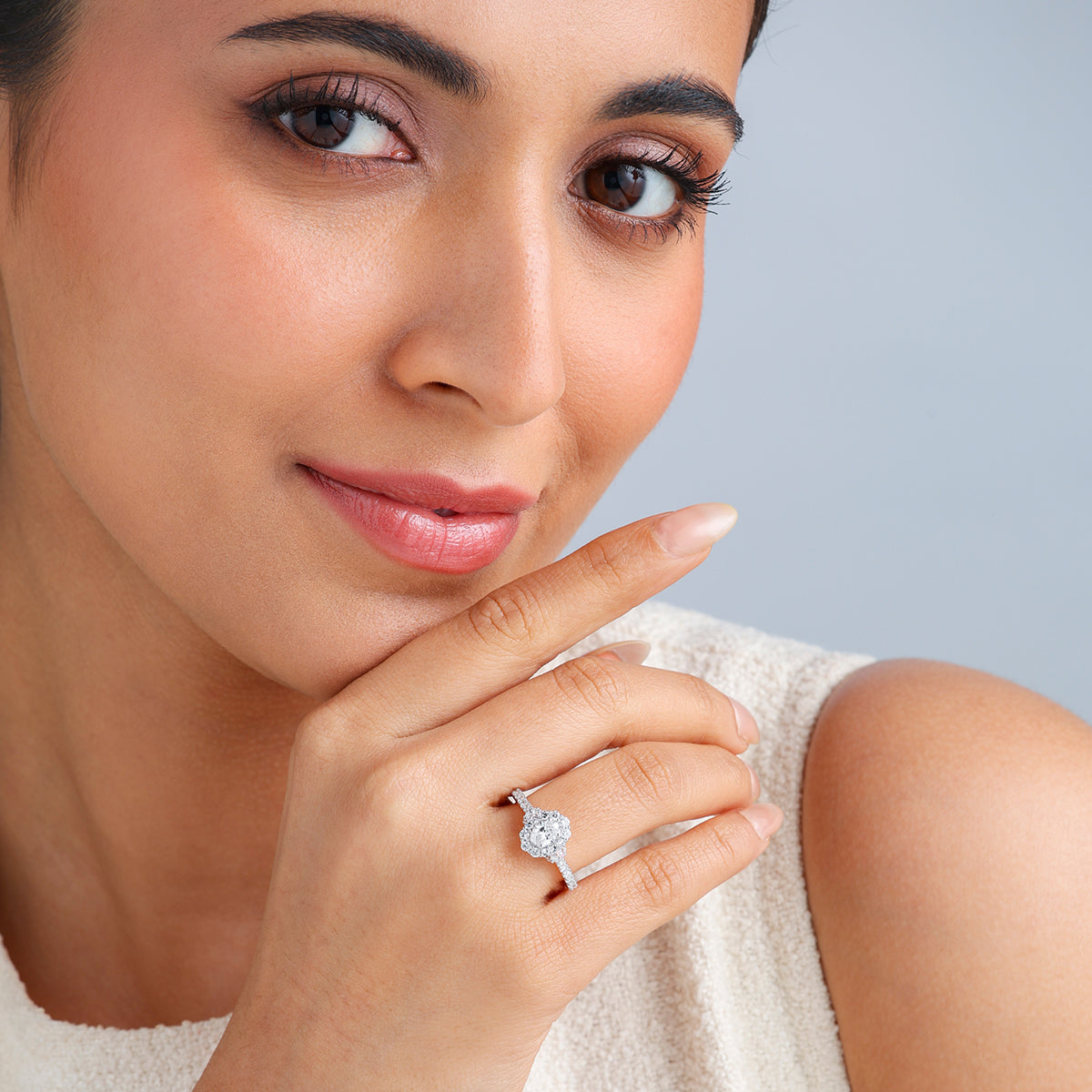 PETAL <span>Glow Diamond Promise </span>RING